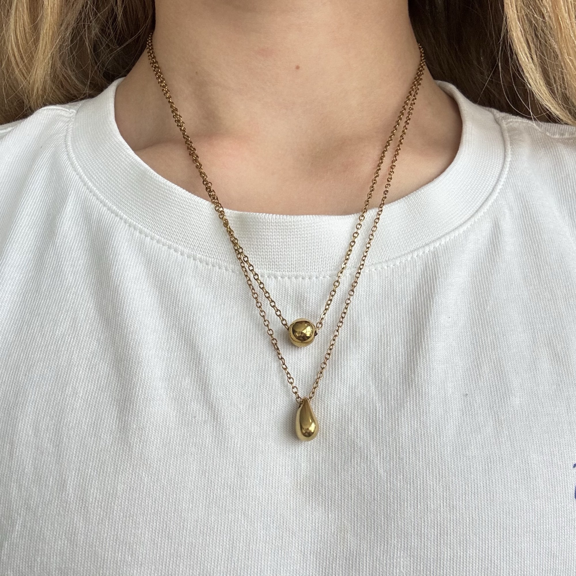 Dubbele ketting met druppel hangers – goudkleurig, foto 5 van 7