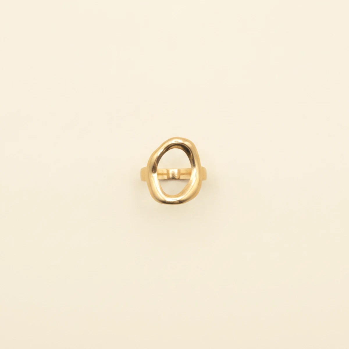 Open ovale ring