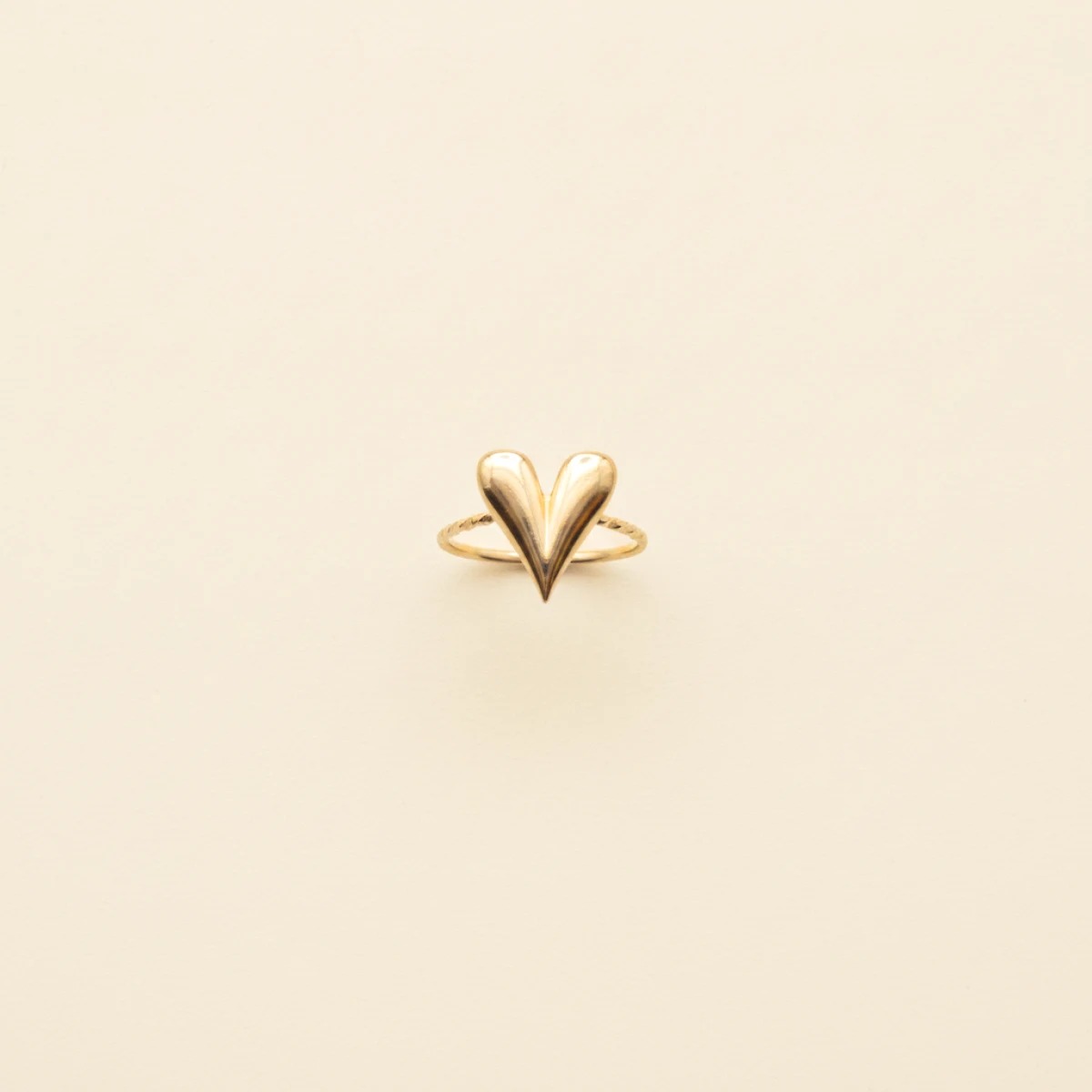 Ring met middel groot hart – zilver en goudkleurig