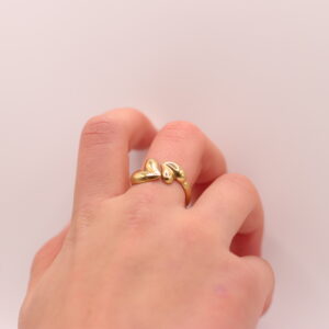 Open ring met 2 hartjes (goud of zilver)