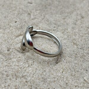 Open ring met 2 hartjes (goud of zilver)