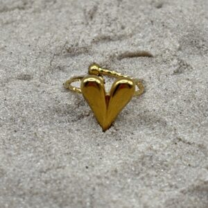 img_4622 Ring met middel groot hart – zilverkleurig