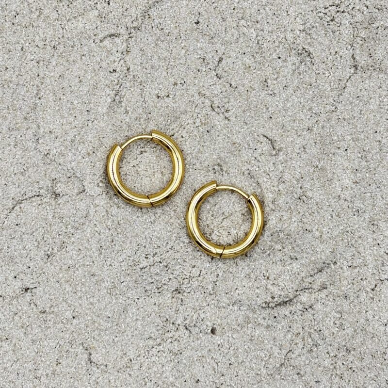 Middelgrote oorringen - goudkleurig