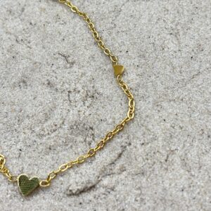 img_4657 Hartjesdroom armbandje - goudkleurig