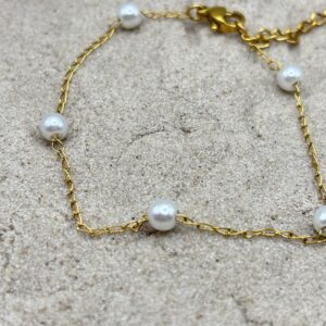 img_4660 Parel armbandje - goudkleurig