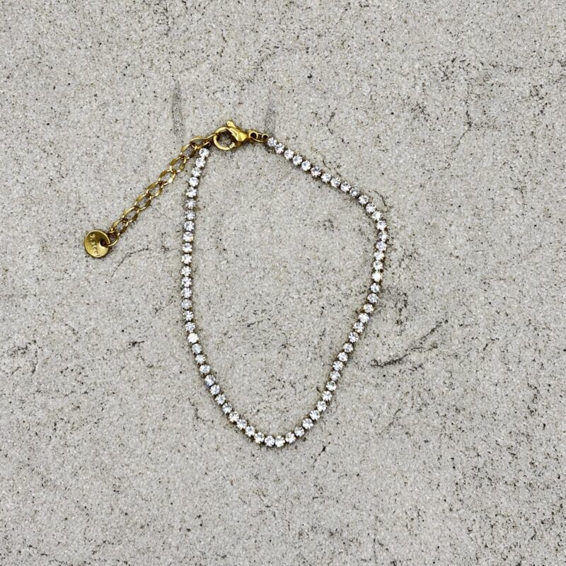 img_4663 Steentjes armbandje - goudkleurig