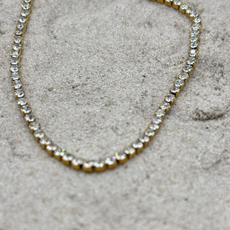 img_4665 Steentjes armbandje - goudkleurig