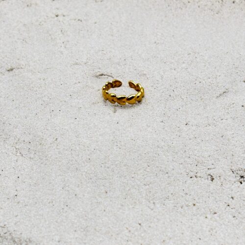 Ring met hartjes - goudkleurig