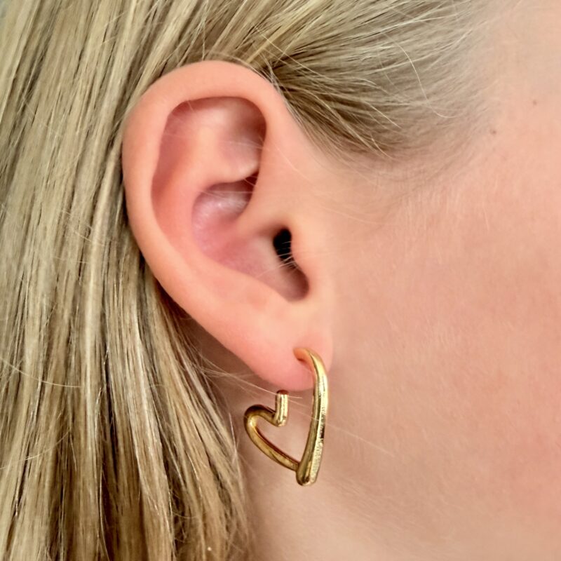 img_1280 Open hartjes oorbellen