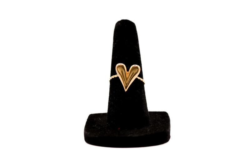 Ring met middel groot hart – zilver en goudkleurig