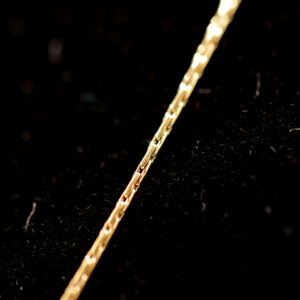 Ketting met klein steentje – goudkleurig