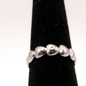 Ring met hartjes - goud en zilverkleurig