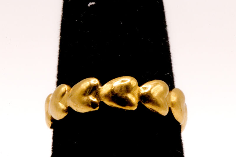 Ring met hartjes - goud en zilverkleurig